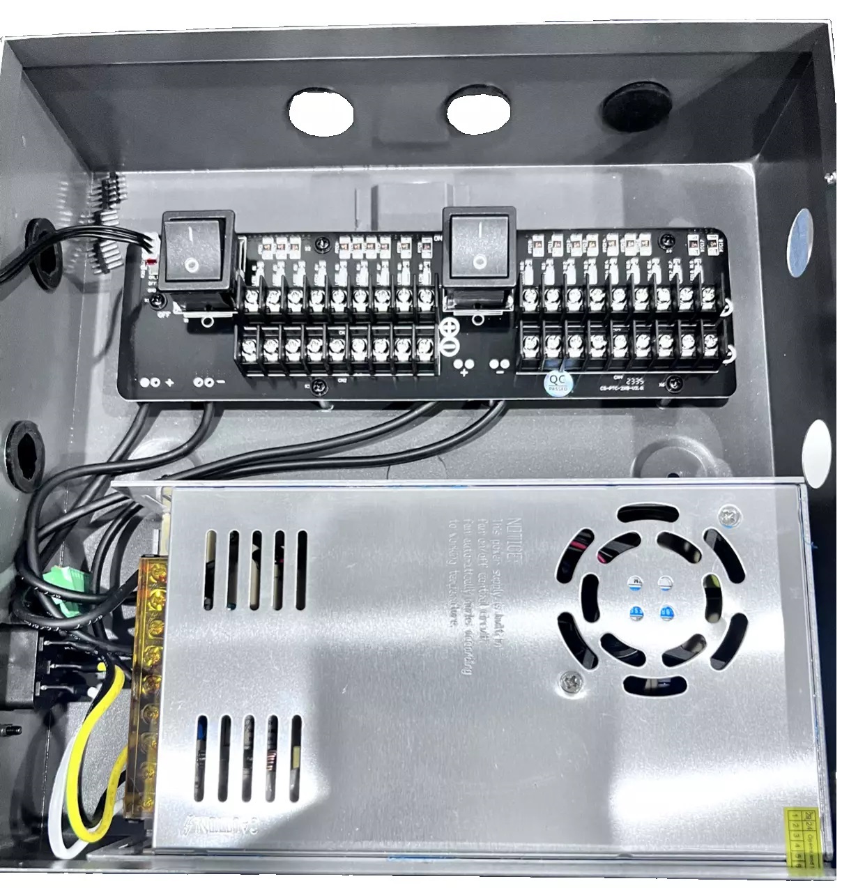 (image for) 18 Channel DC Power Supply Box for Security Cameras 12VDC, 20Amp UL Listed